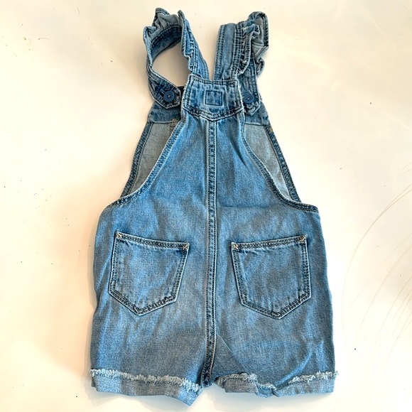Gap 2T Denim Little Girls Shorts Overalls - Picture 5 of 5